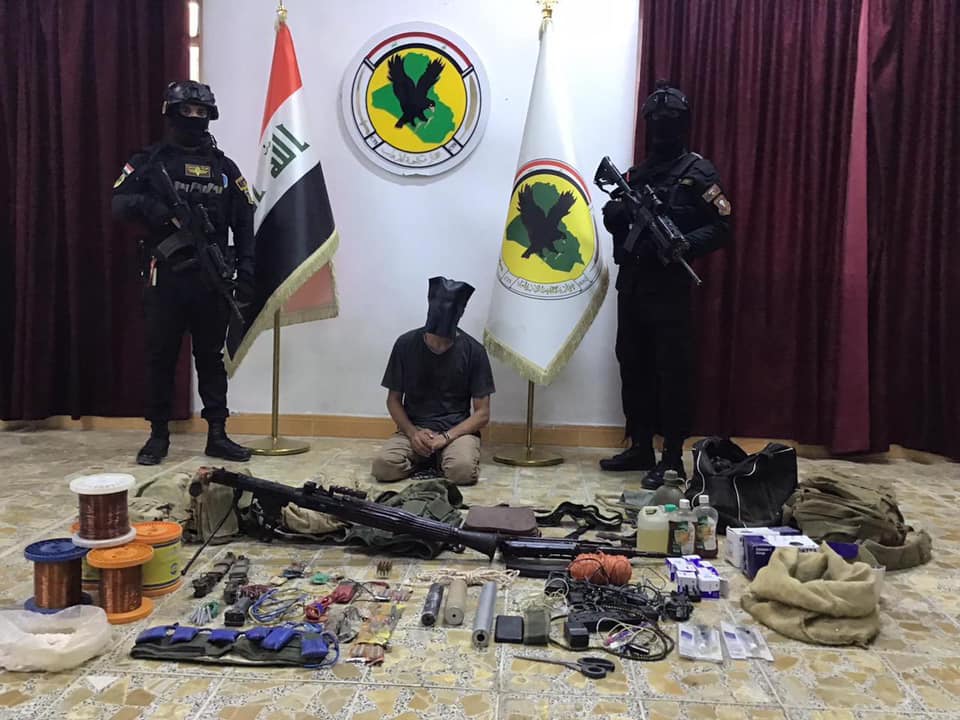 Yakalanan zanlıların üzerinden çıkan materyaller